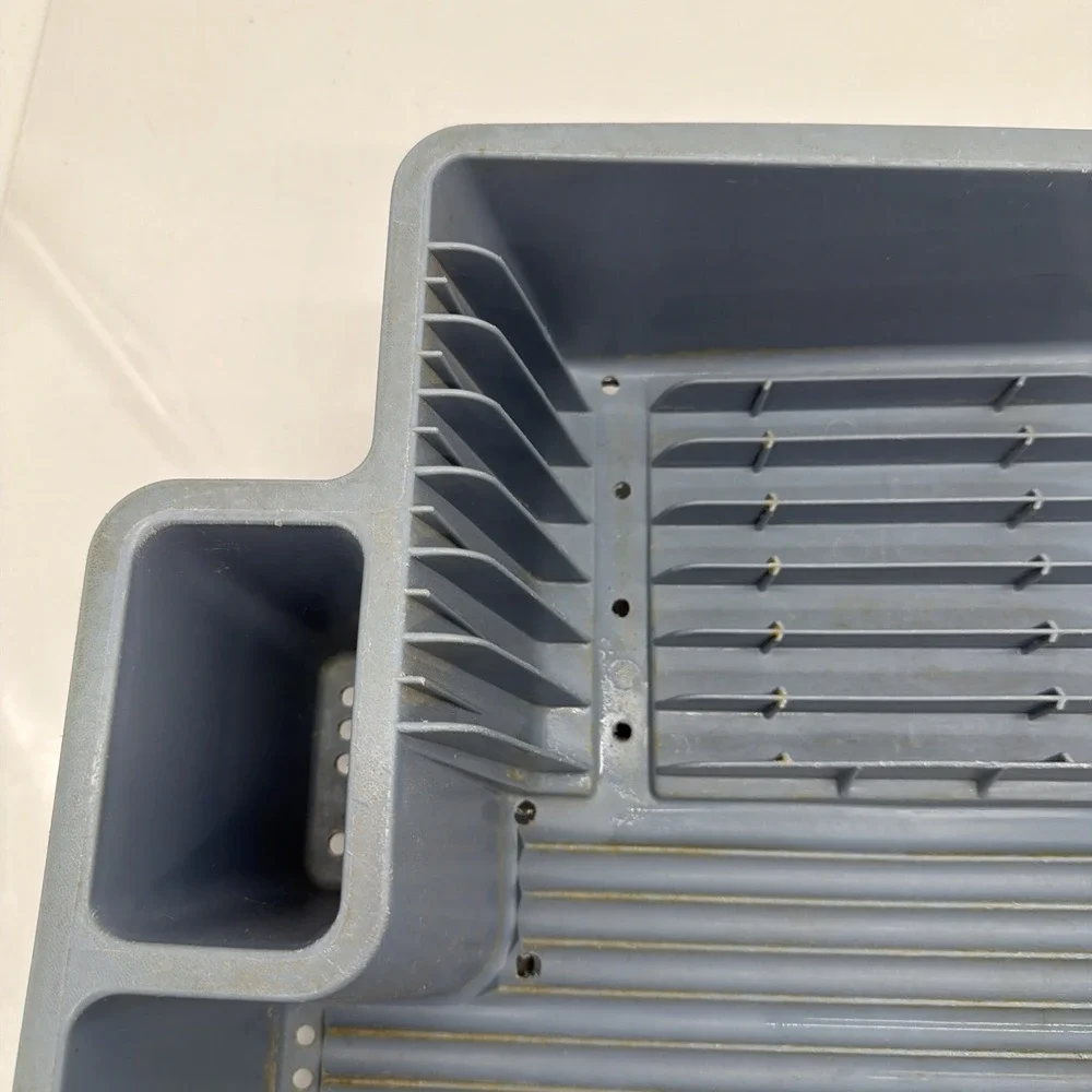 Rubbermaid *this used